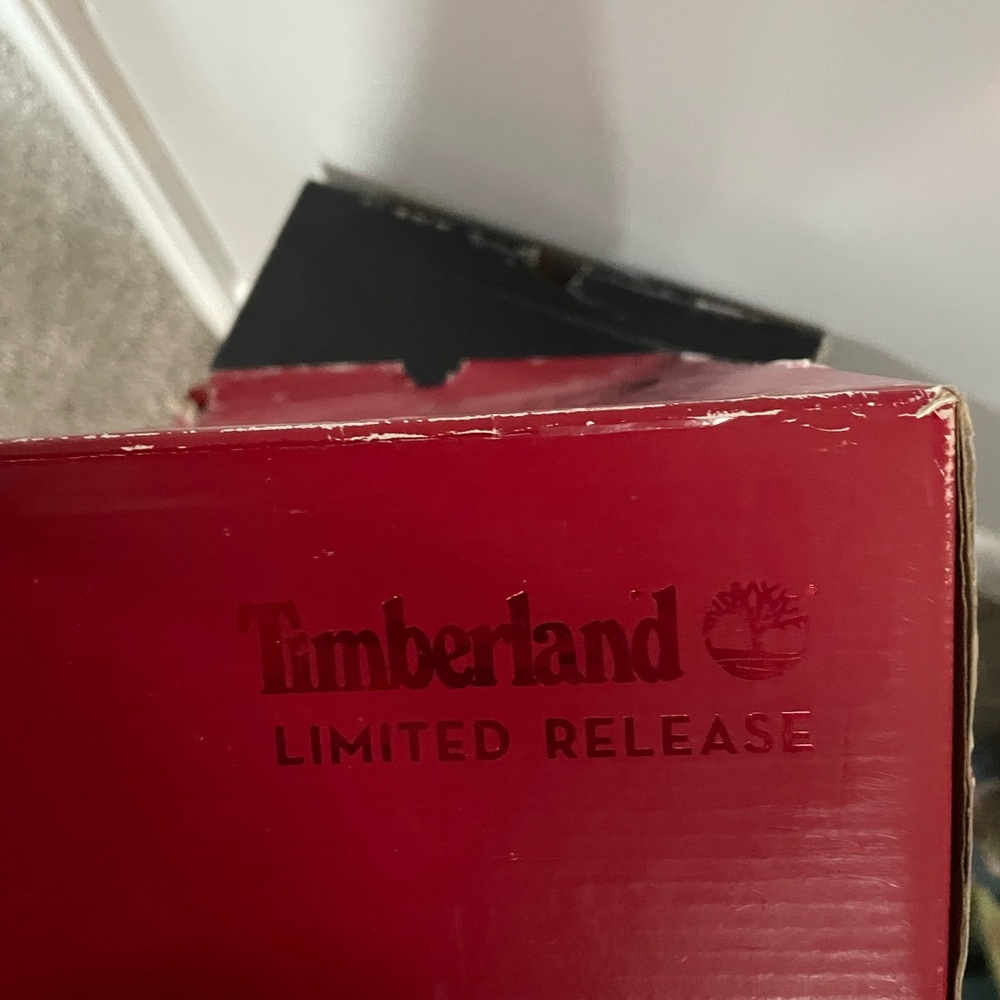 Timberland Women's Limited Red Box